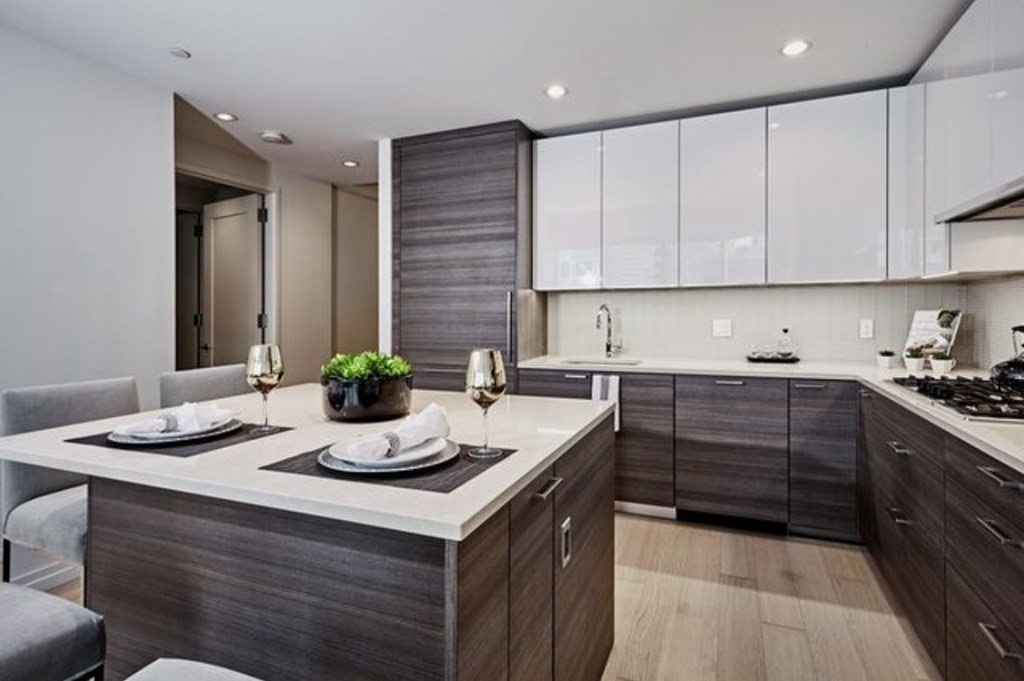 1 Franklin St, Midtown