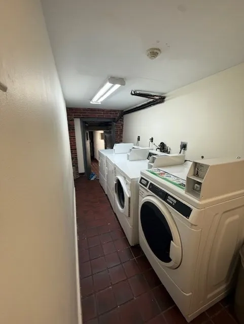 57 Fulton St, North End