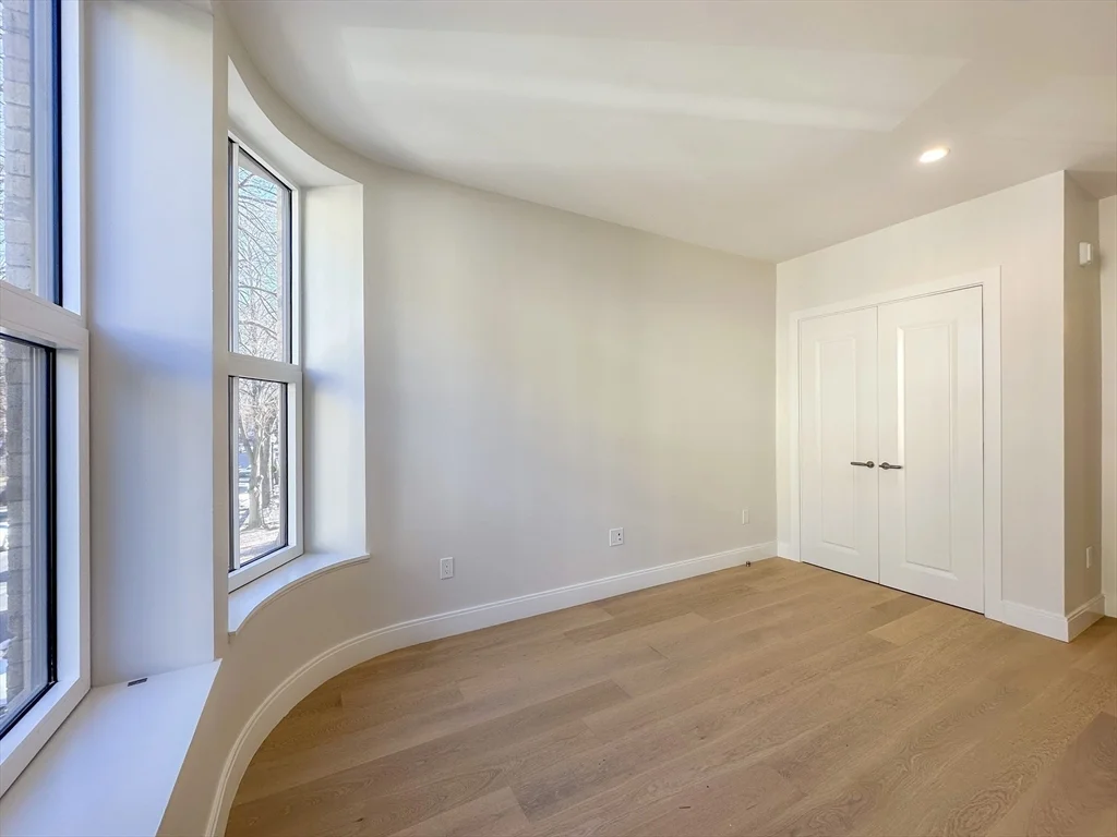 144 Worcester St, South End