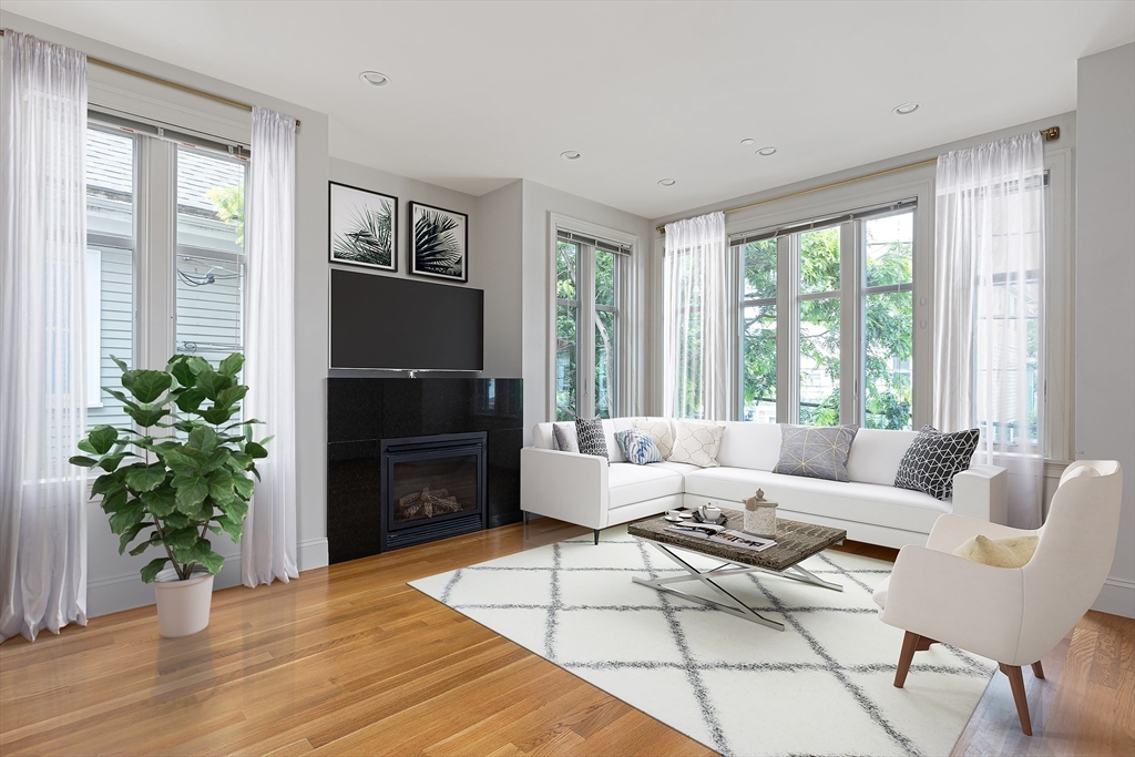 308 Beacon St, Somerville