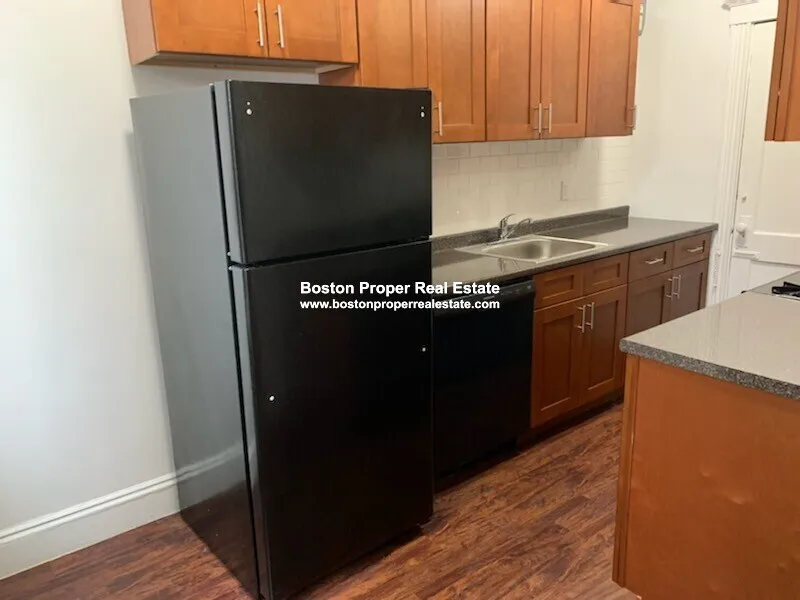 231 Park Dr, Fenway