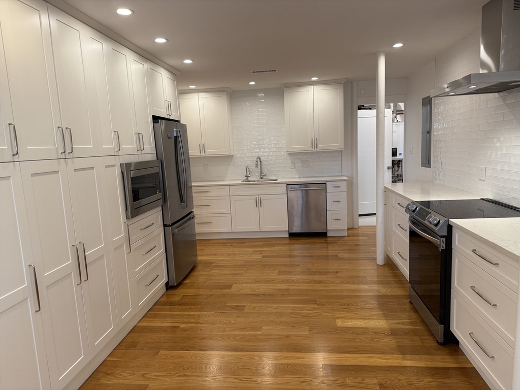 82 Lancaster Rd, Corey Hill