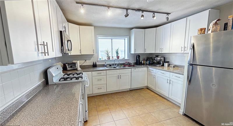 99 Marion St, Ward Two