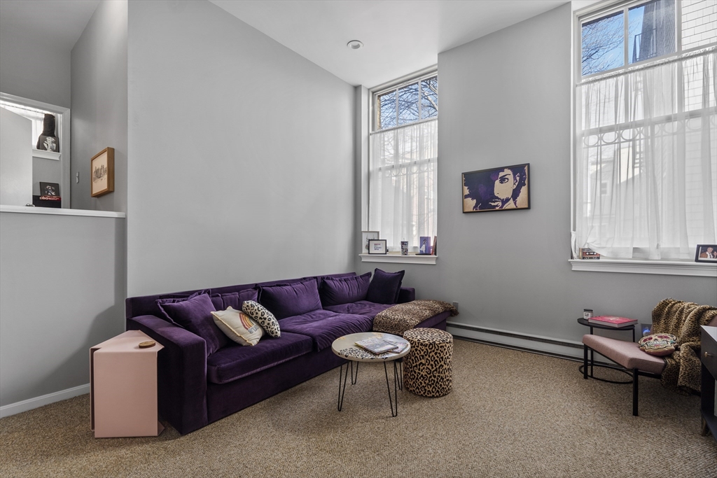 350 W Fourth, South Boston