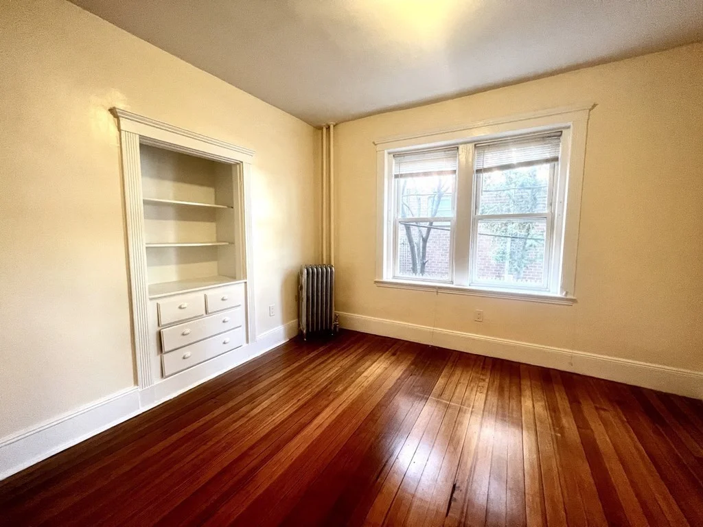 102 Trowbridge St, Mid-Cambridge