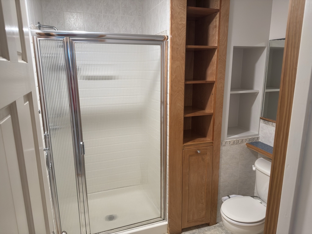 280 Village St, Medway