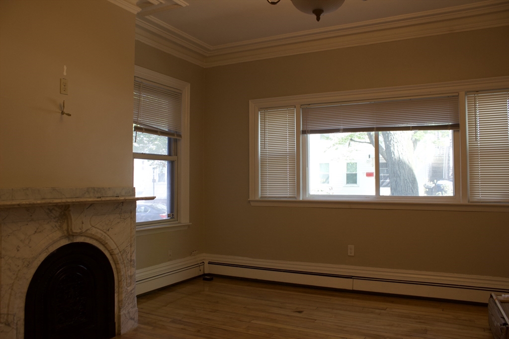 114 Thorndike St, East Cambridge