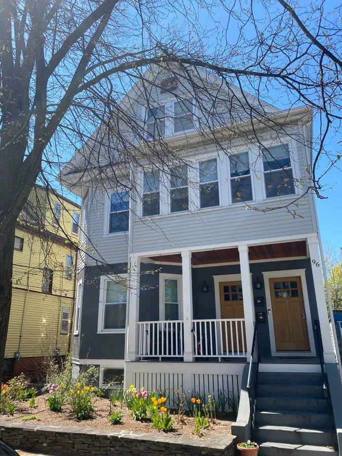 96 Rogers Ave, East Somerville