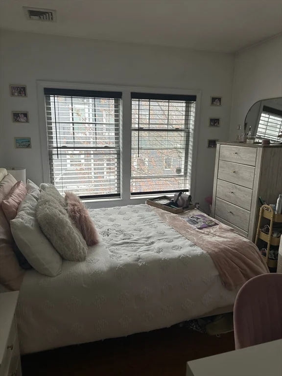 111 West 8th St, South Boston