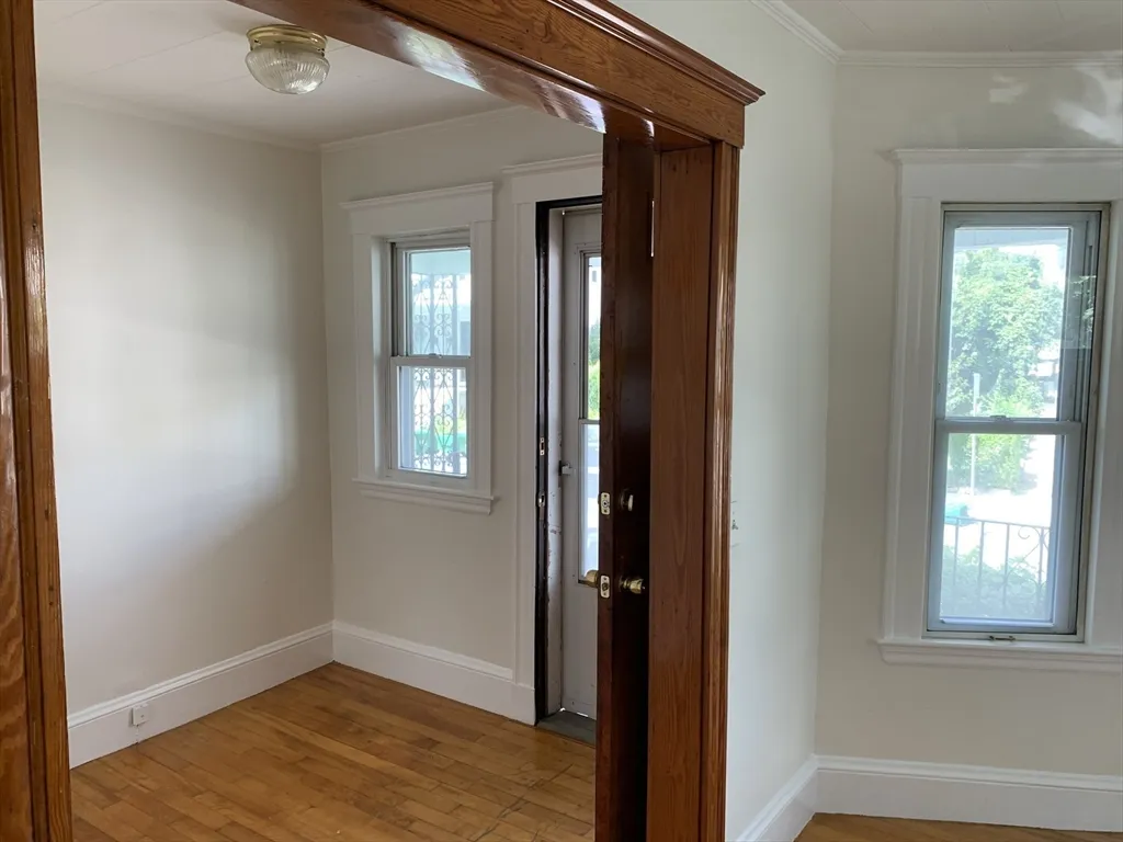 50 Windsor Rd, South Medford