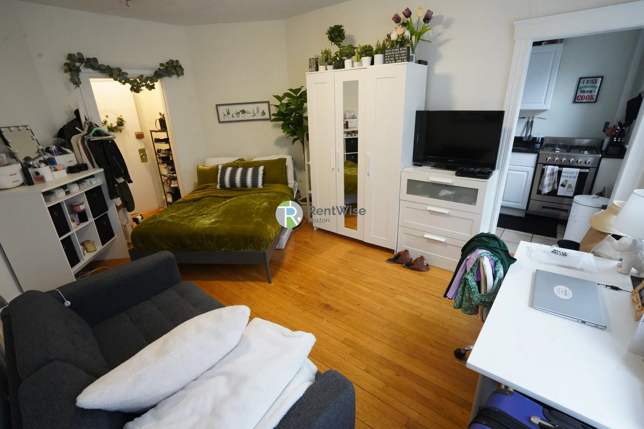 78 Brainerd Rd, Allston