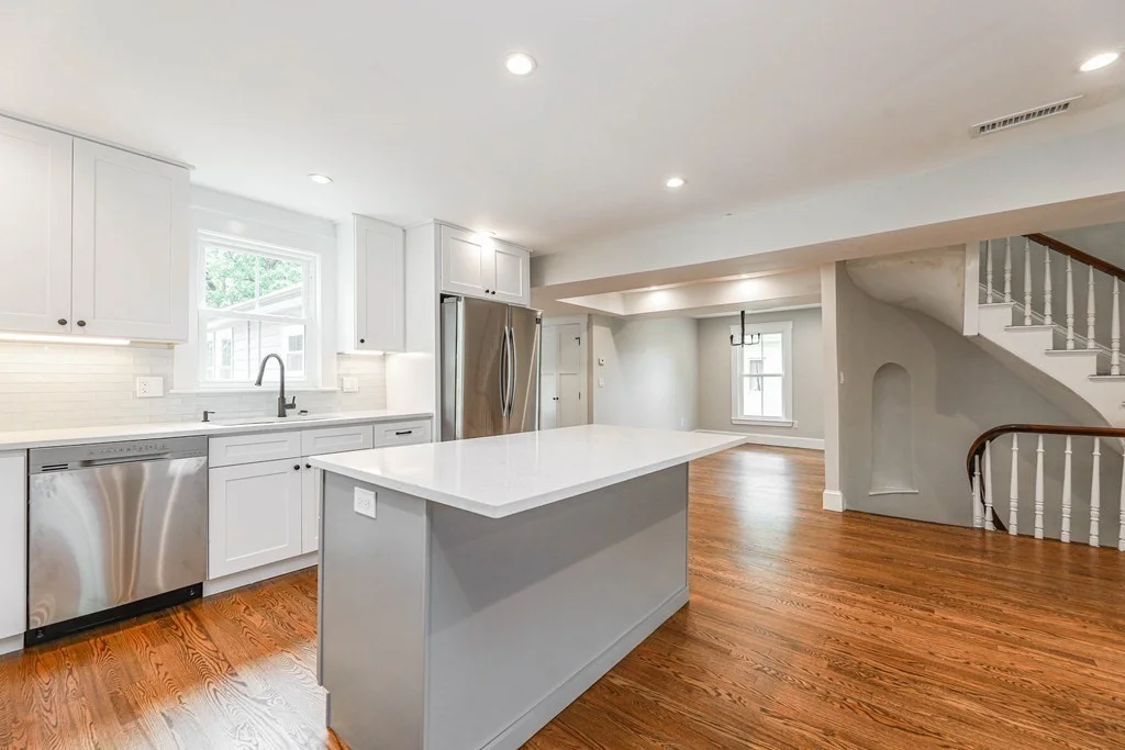 52 Maple St, Hyde Park