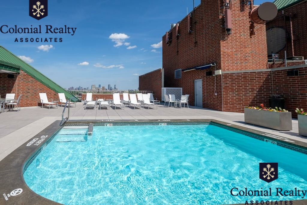 15 North Beacon St, Allston