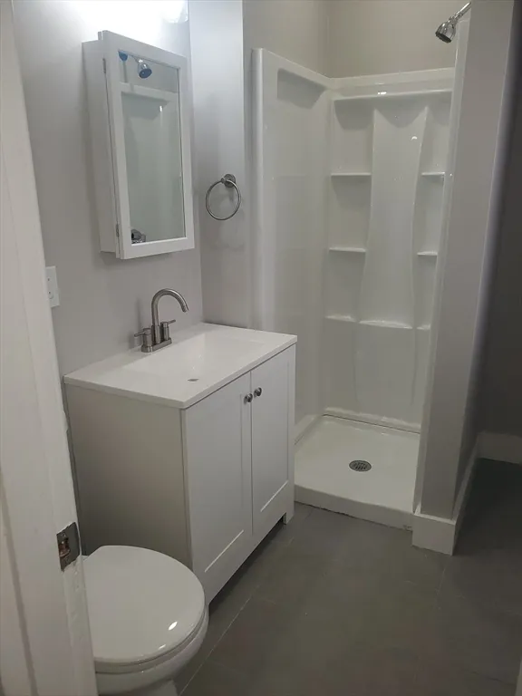 738 Washington St, Norwood