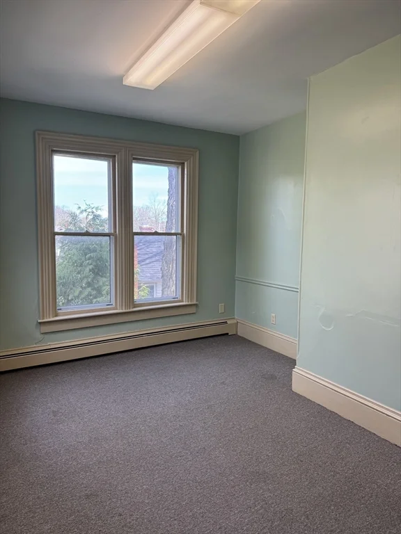 46 North Main St, West Brookfield