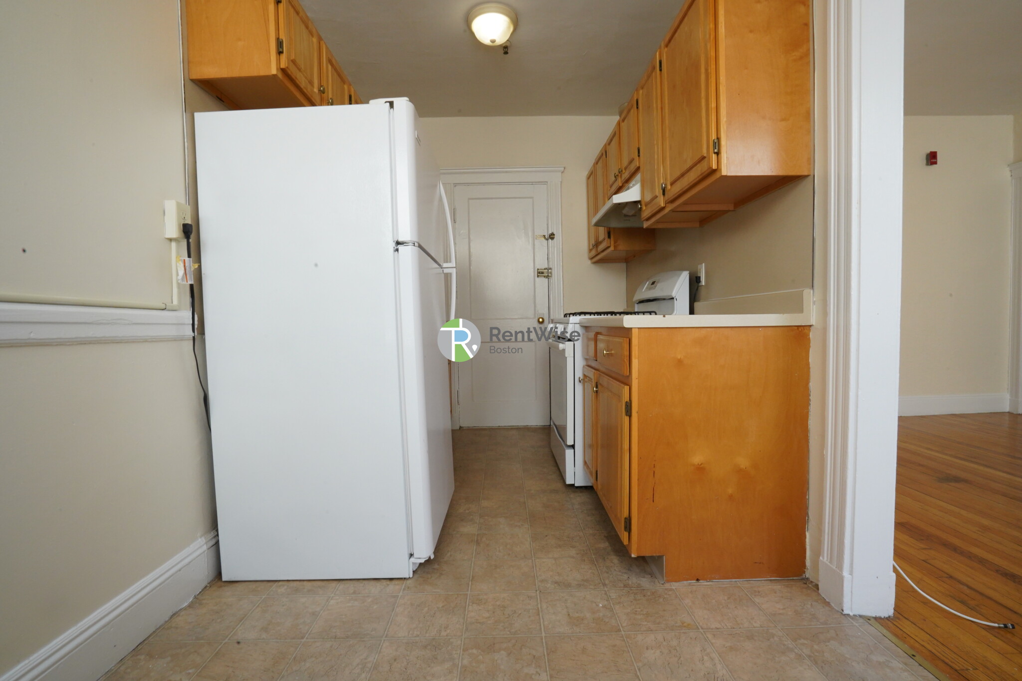 131 Washington St, Brighton