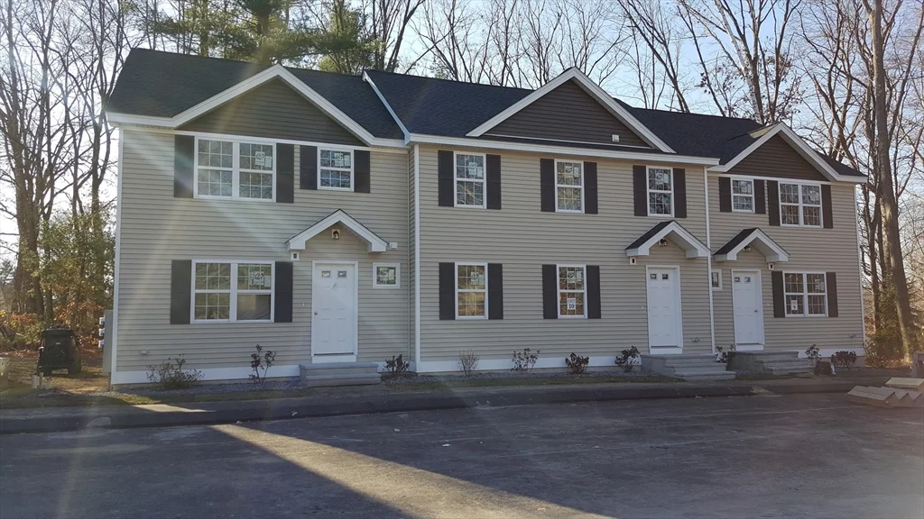 246 High St Ext, Lancaster