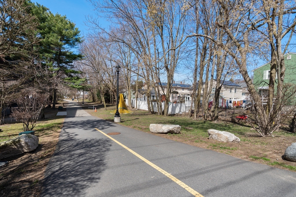 32 Whites Ave, Watertown