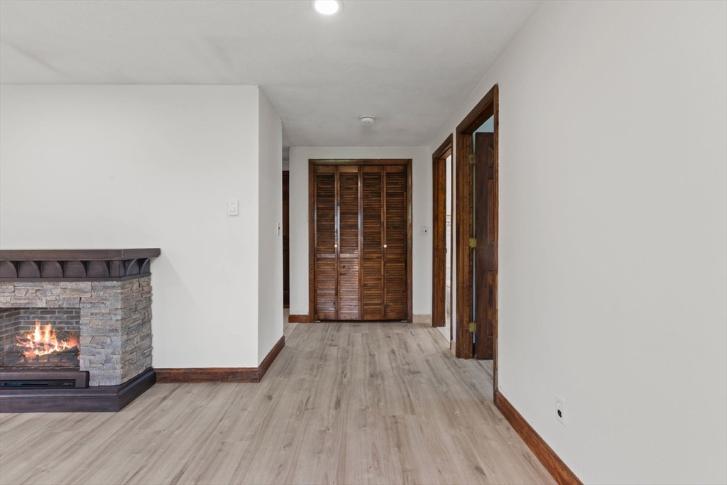 3 Jericho Rd, Woburn