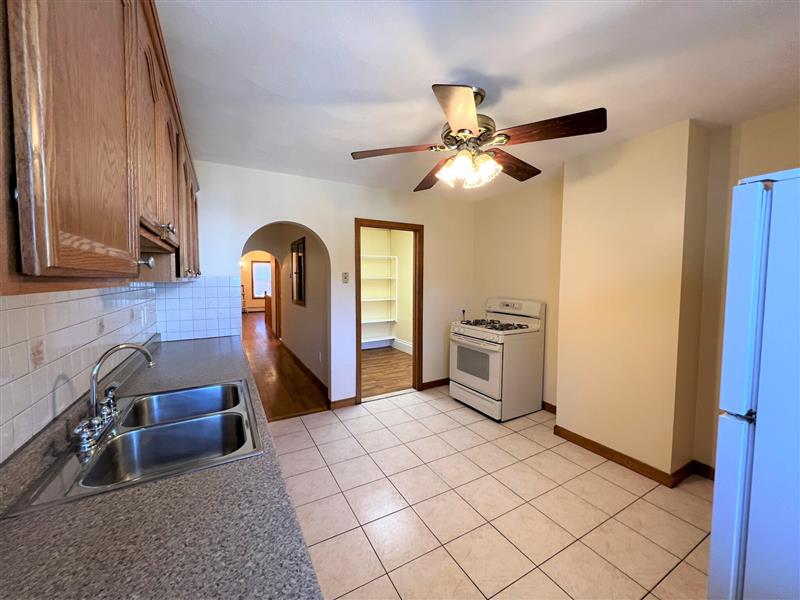 225 Holland St, Teele Square