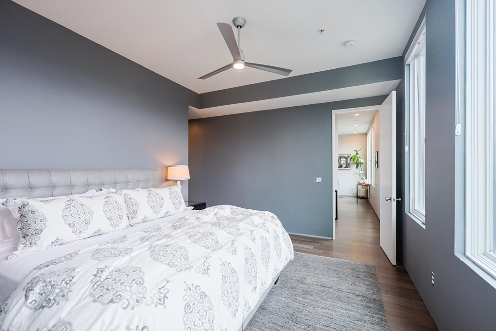 537 E 1st, South Boston