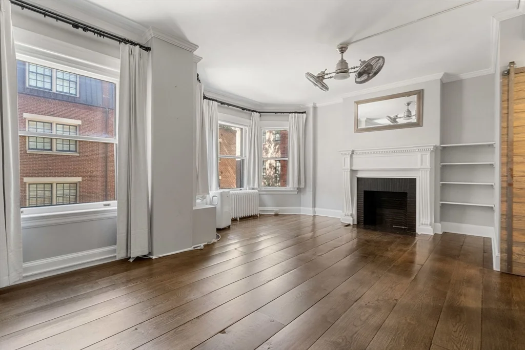 48 Beacon St, Beacon Hill