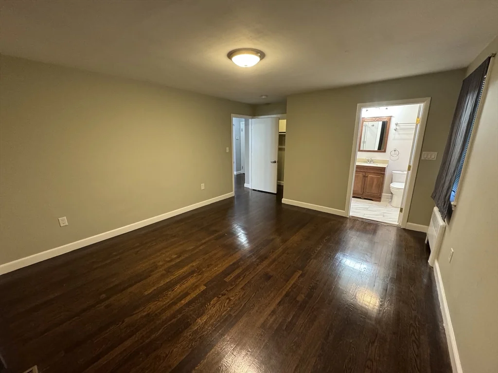 793 Dedham St, Newton