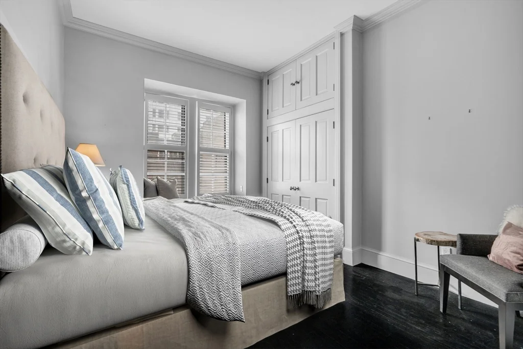 60 Commonwealth Ave, Back Bay