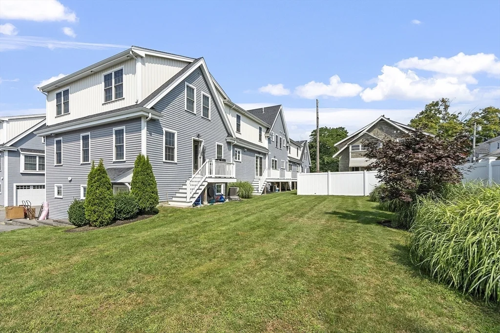27 Mill St, Quincy