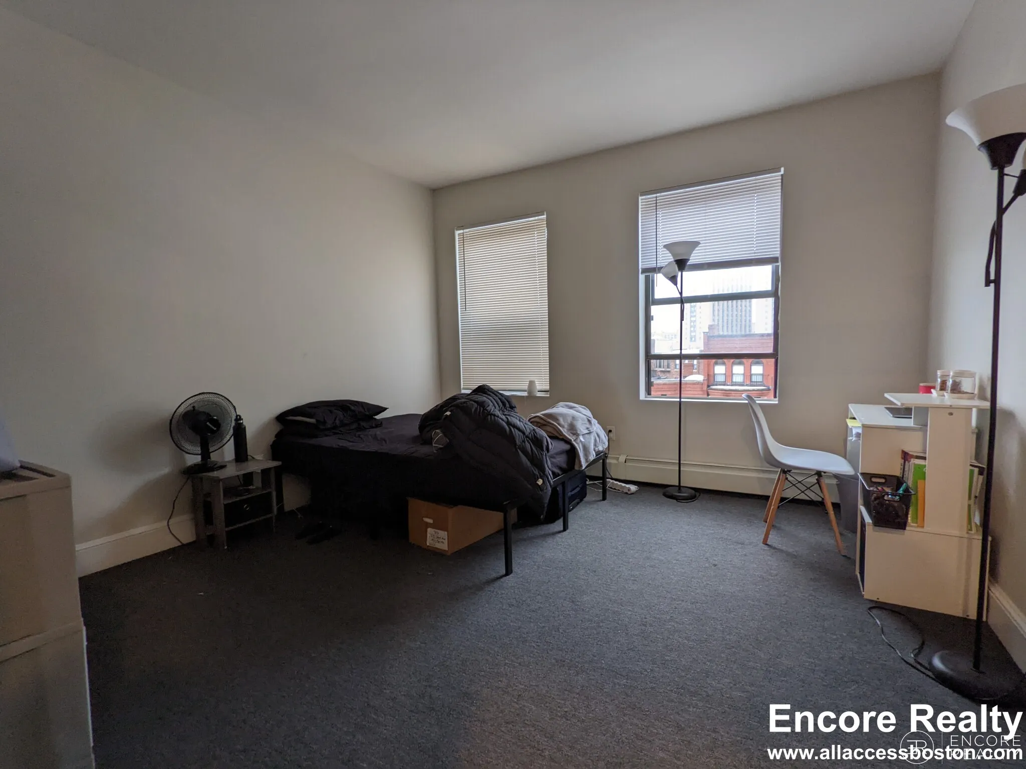 833 Beacon St, Fenway