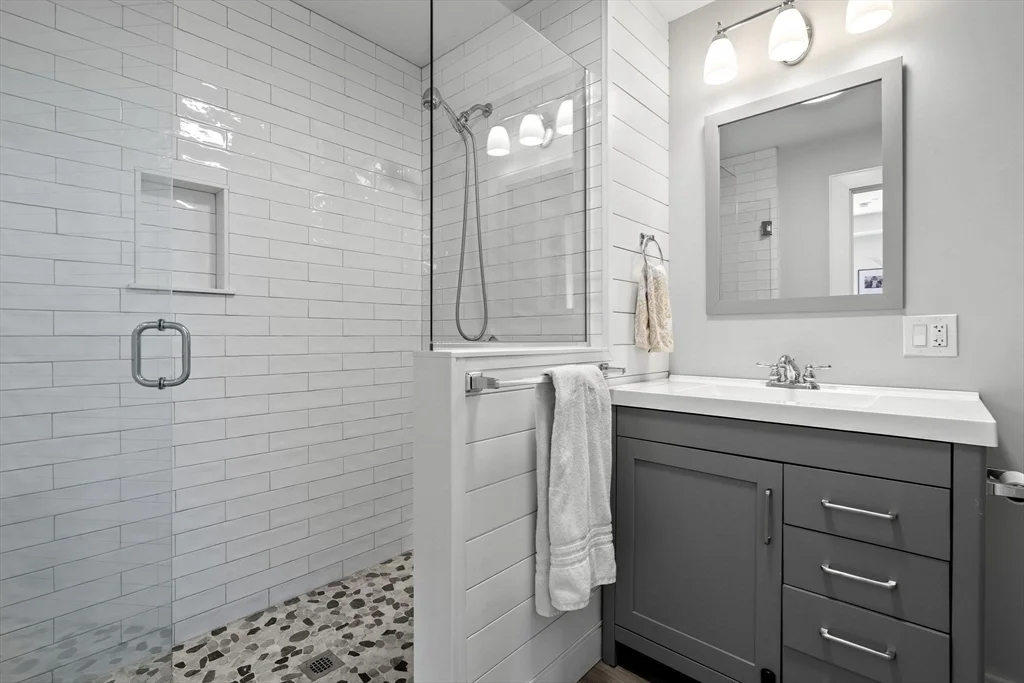 1400 Columbia Rd, South Boston