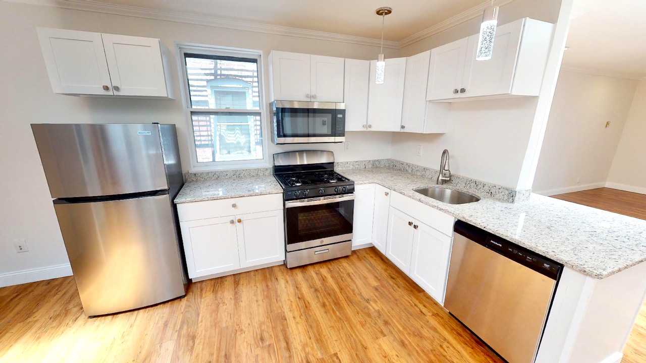 214 Hanover St, North End