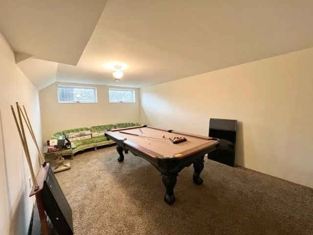 14 Angela Ln, Watertown