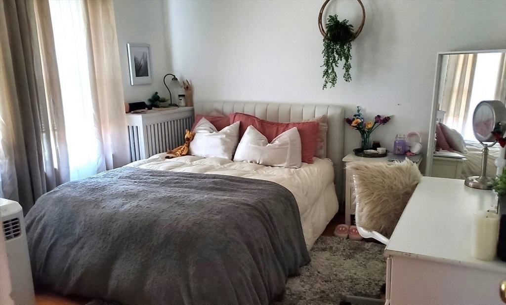 126 Russell St, North Quincy