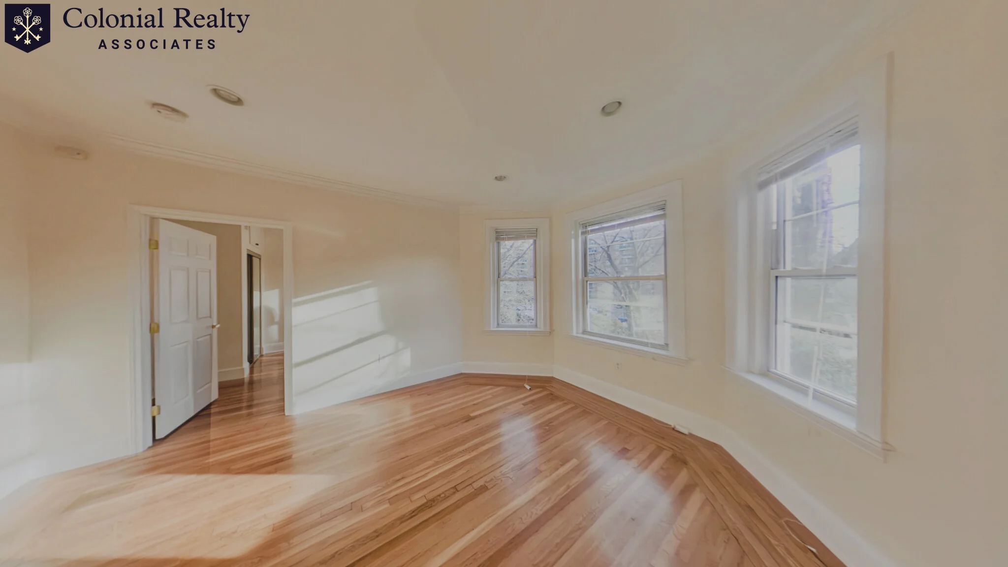 79 Thatcher St, North Brookline