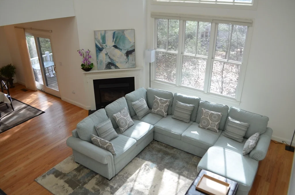 92 Johnson Woods Dr, Reading