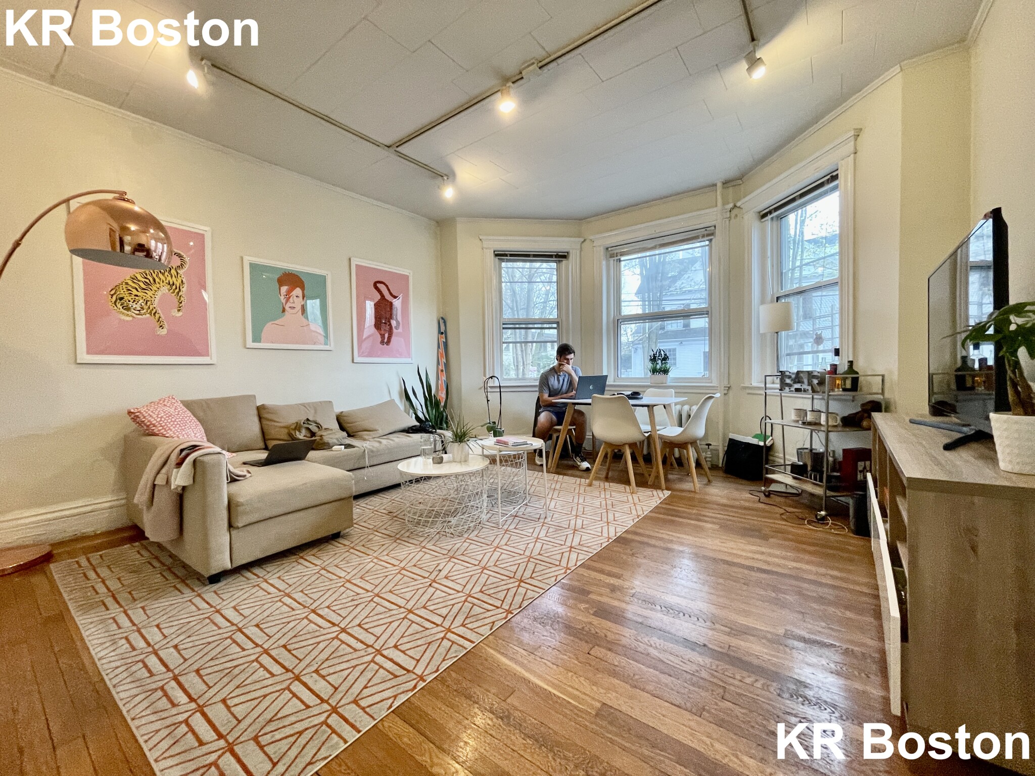 3 bed, 2 bath apartment for rent at 15 Euston St Unit 2, Longwood — photo 4 of 4