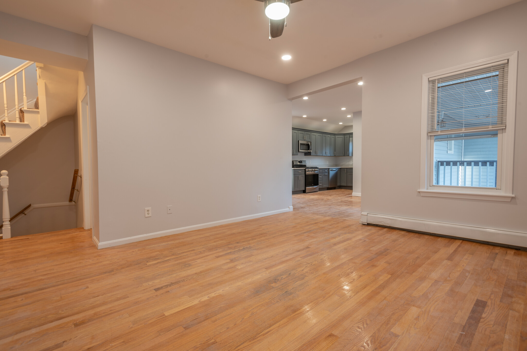 4 bed, 2 bath apartment for rent at 18 Hews Unit 2, Cambridgeport — photo 5 of 24