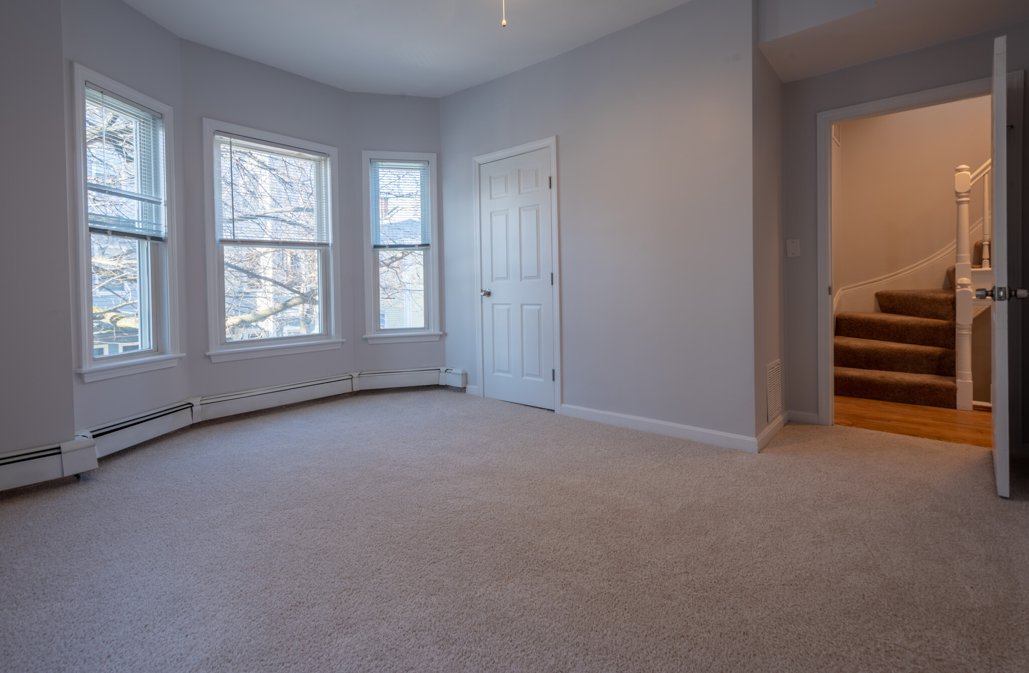 4 bed, 2 bath apartment for rent at 18 Hews Unit 2, Cambridgeport — photo 11 of 24