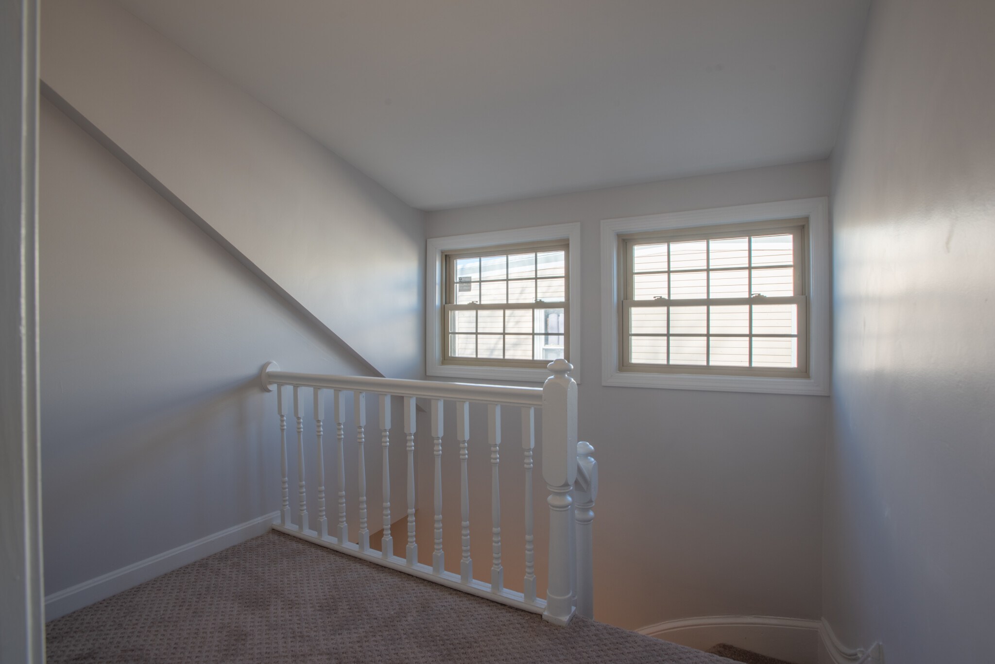 4 bed, 2 bath apartment for rent at 18 Hews Unit 2, Cambridgeport — photo 15 of 24