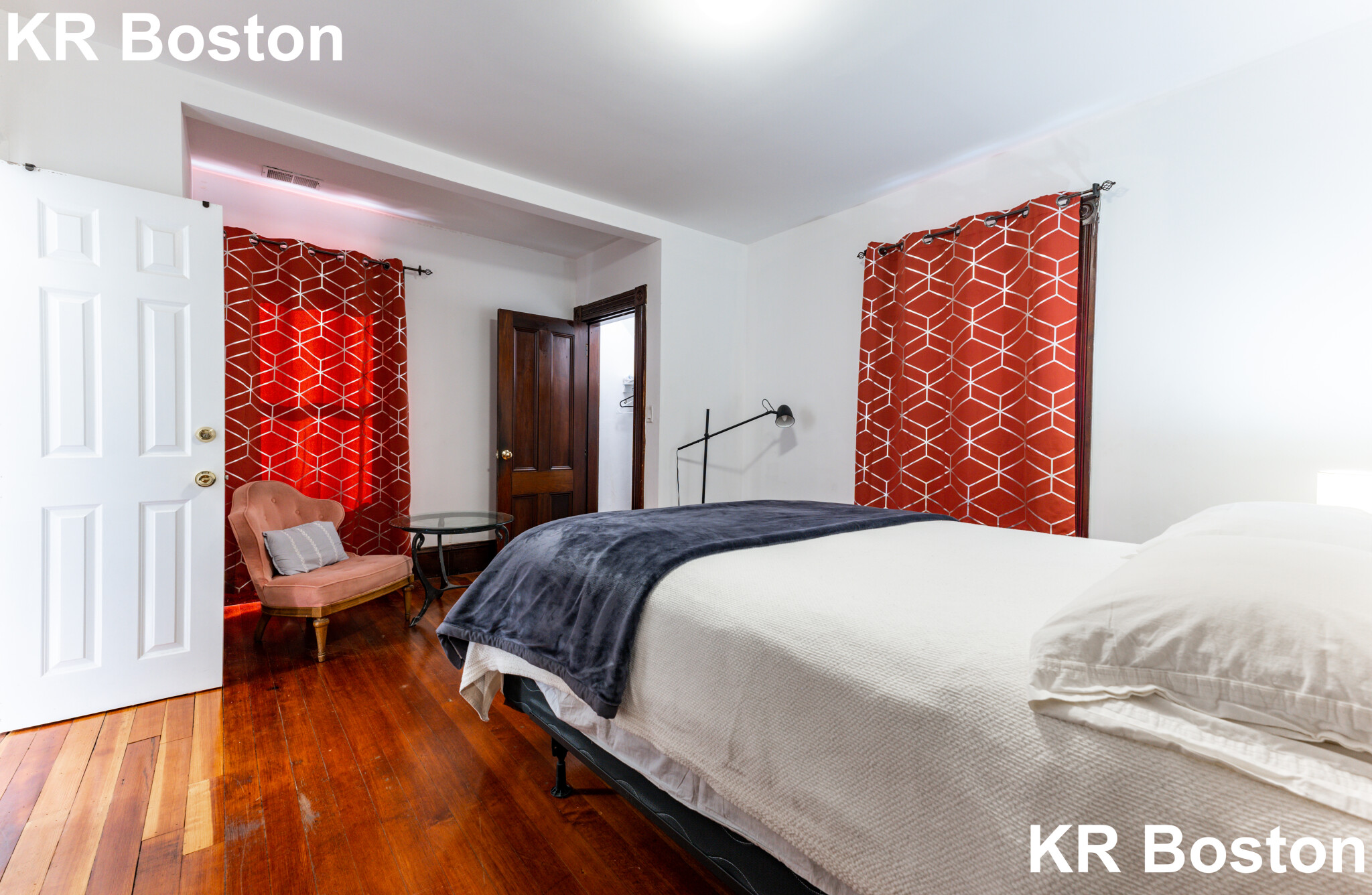 7 bed, 4+ bath apartment for rent at 18 Holton St Unit 0, Allston — photo 7 of 13