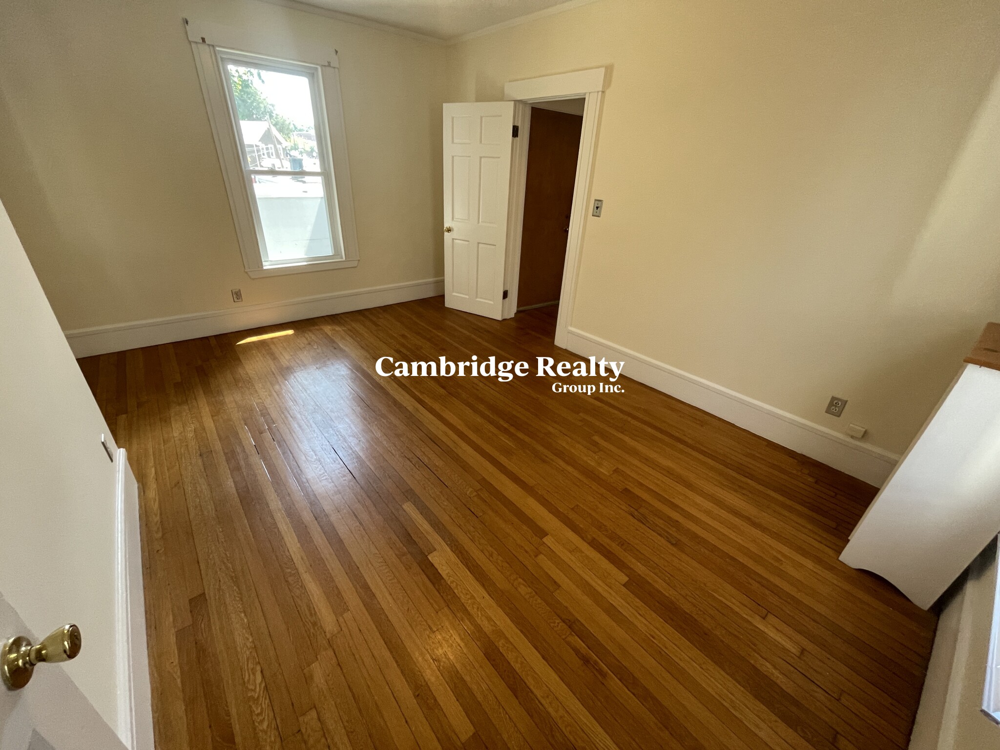 2.5 bed, 1 bath apartment for rent at 543 Broadway Unit 1T, South Medford — photo 19 of 27