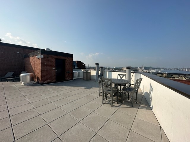 1 bed, 1 bath apartment for rent at 300 Commercial St Unit 601, North End — photo 18 of 25