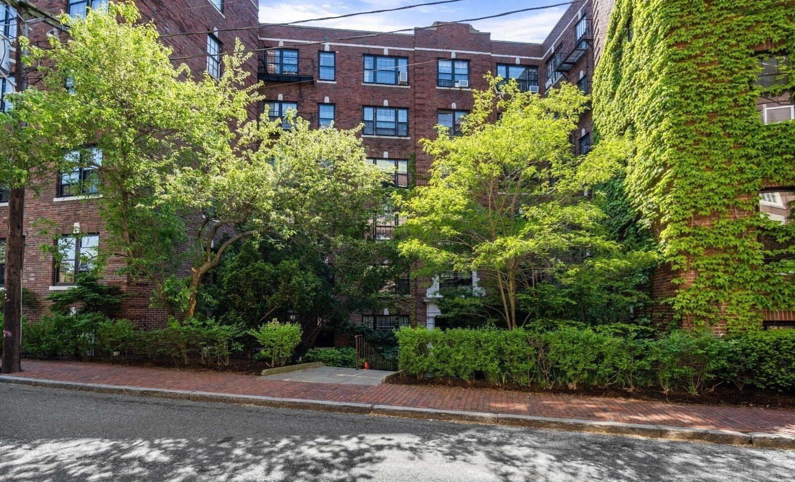 50 Follen St, Neighborhood Nine