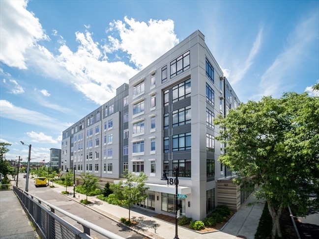Studio bed, 1 bath apartment for rent at 180 Telford St Unit 503, Lower Allston — photo 1 of 11