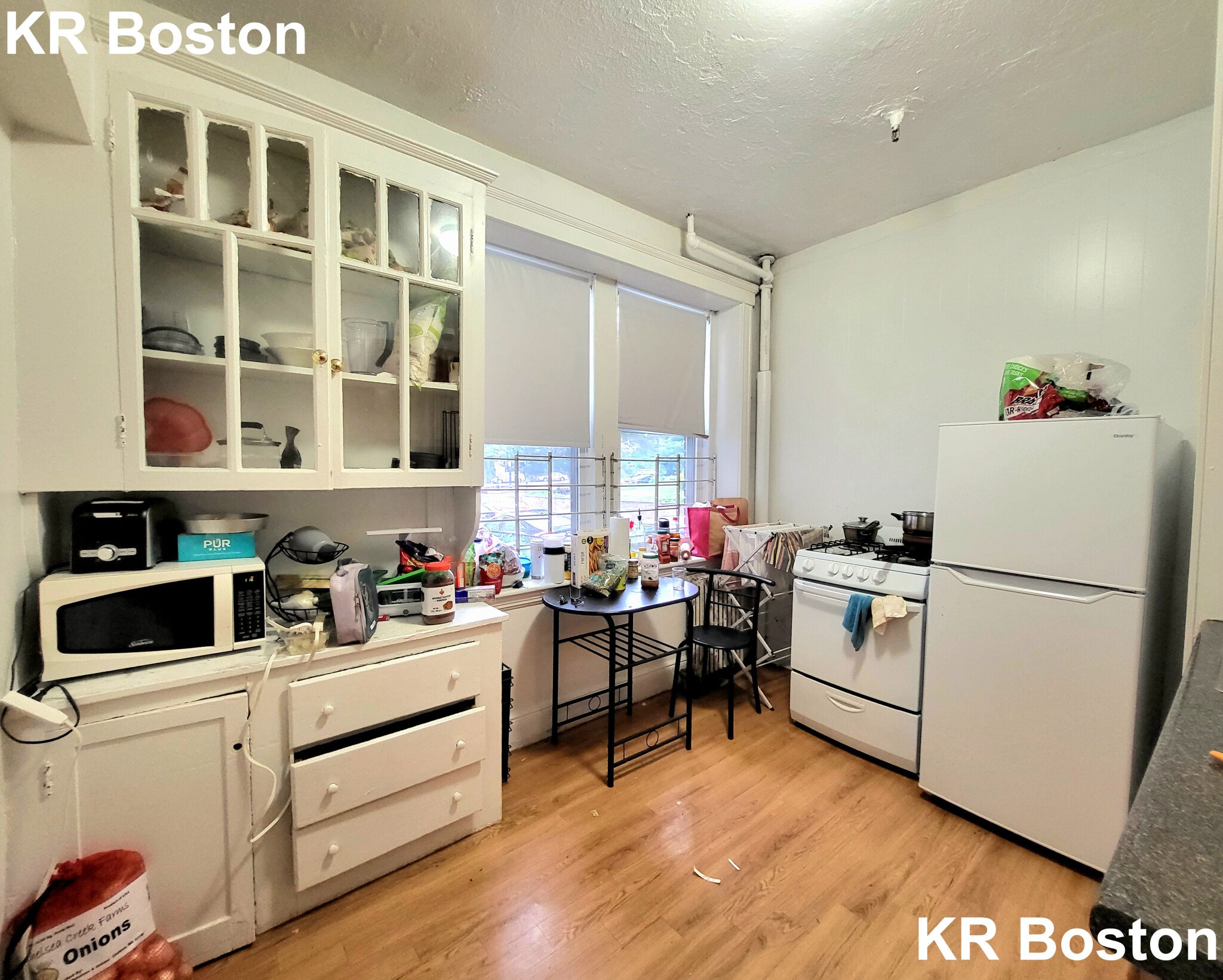1 bed, 1 bath apartment for rent at 1805 Commonwealth Ave Unit 6, Brighton — photo 4 of 5