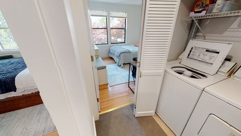 15 Roberts Rd, Harvard Square