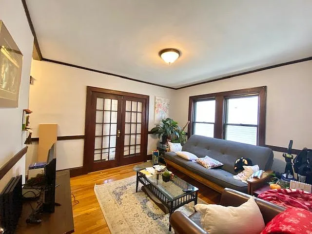 18 Sachem St, Mission Hill