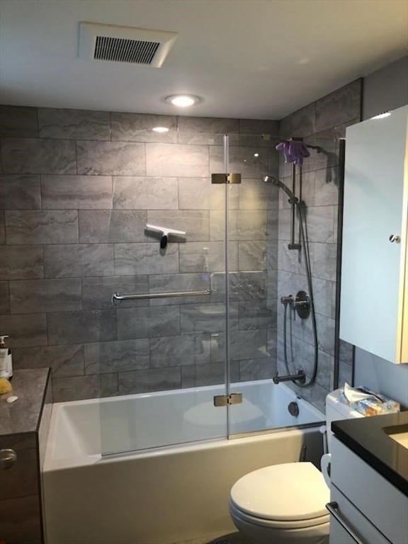 157 Salisbury Rd, Chestnut Hill