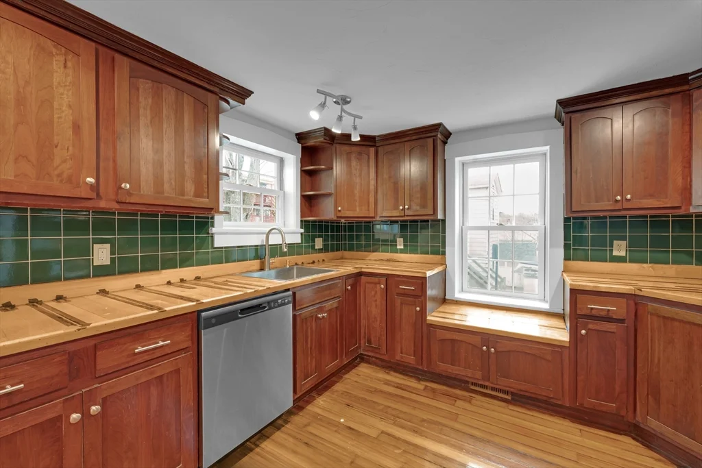 22 School St, Southbridge